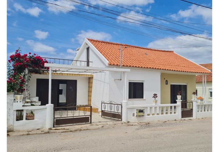 Villa a Dois Portos, Lisbon, Dois Portos - € 1.200/mes | Ref: MOR_3113 - foto 1