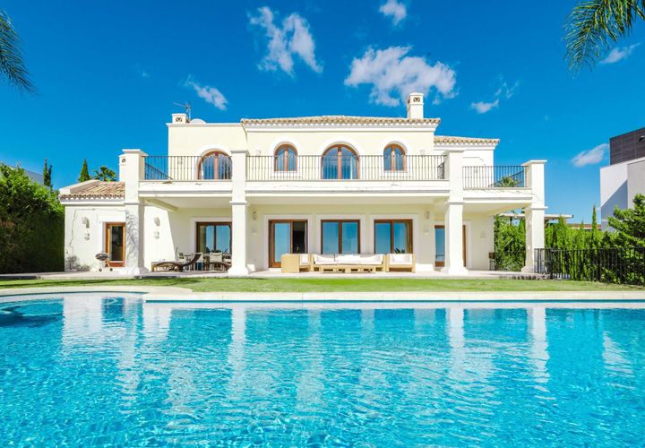 Villa a Benahavis, Malaga, Benahavis - € 12.000/mes | Ref: 60ebe19e-538f-4412-8 - foto 1