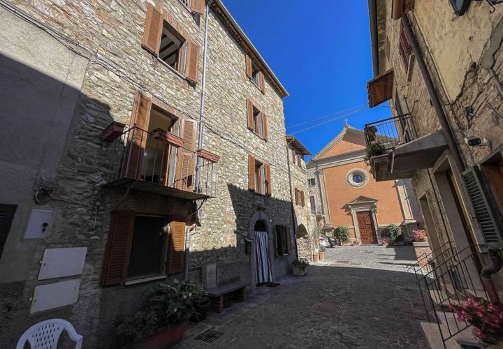 Villa a Fabro, Terni, Fabro - € 125.000 | Ref: OR8298M-698707 - foto 1