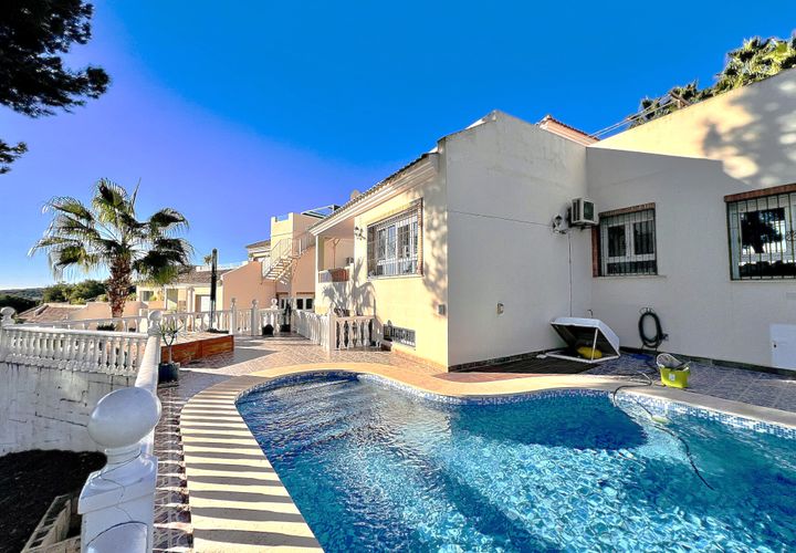 Villa i Cabo Roig, Alicante, Cabo Roig - € 639.850 | Ref: 00515JJ9987 - foto 1