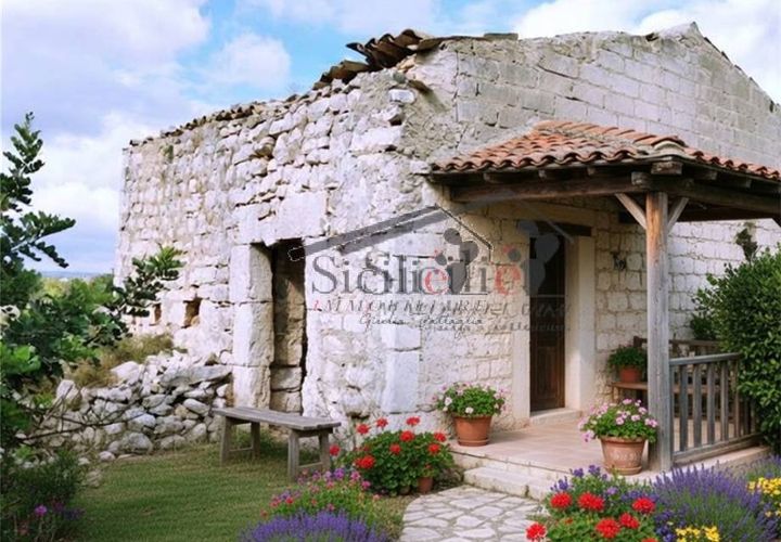 Villa a Scicli, Ragusa, Scicli - € 70.000 | Ref: 215 - foto 1