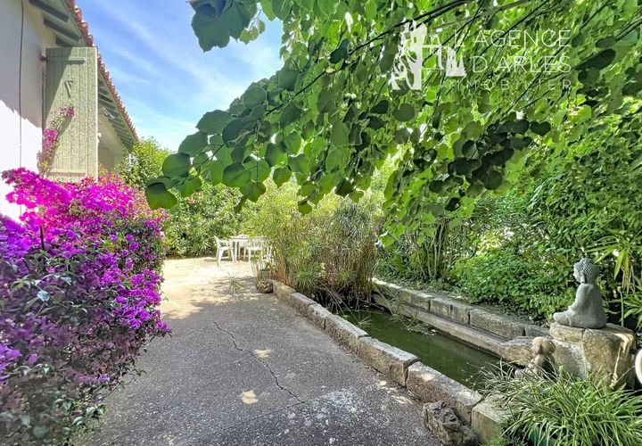 Villa en Arles, Bouches-du-Rhone, Arles - € 395.000 | Ref: LD939 - photo 1