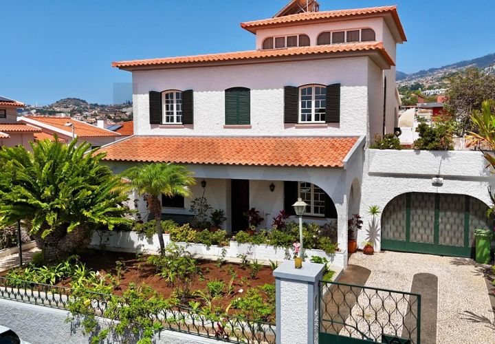 Byhus i Funchal, Madeira, Funchal - € 780.000 | Ref: KWPT-022207 - foto 1