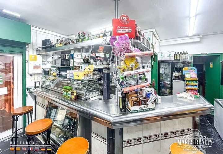 Erhvervsejendom i Badalona, Barcelona, Badalona - € 290.000 | Ref: MAR-LOC0029 - foto 1