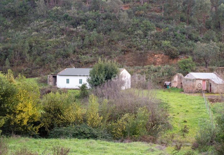 Villa i Monchique, Faro, Monchique - € 129.000 | Ref: 402250071 - foto 1