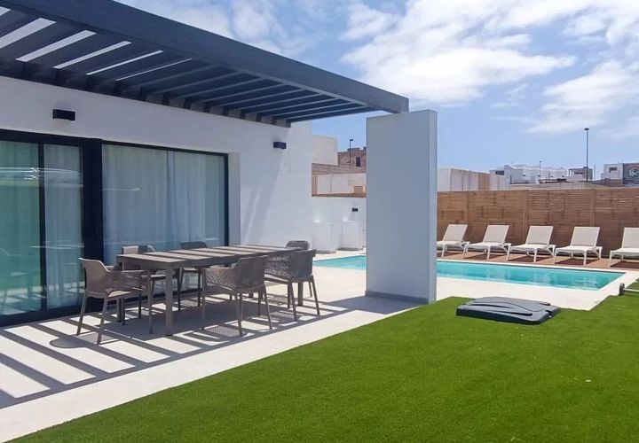 Villa i Corralejo, Fuerteventura, Corralejo - € 700 000 | Ref: 00992 - foto 1