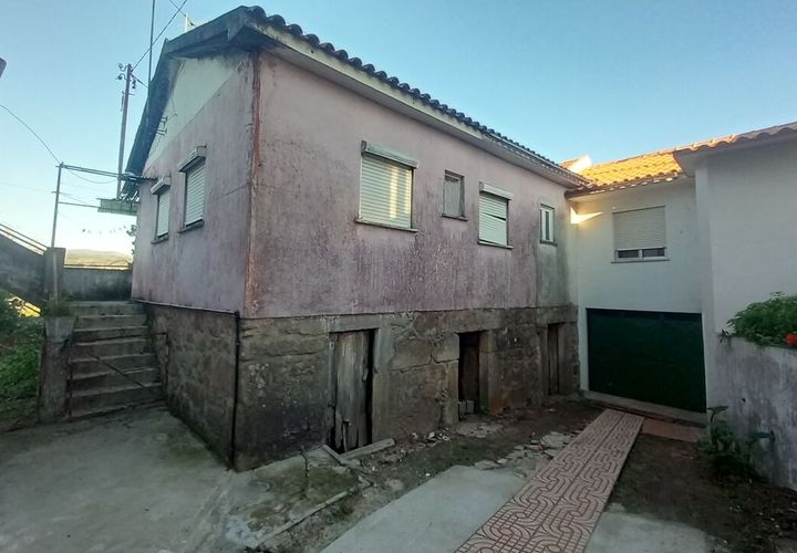 Villa i Bela, Viana do Castelo, Bela - € 50.000 | Ref: SF-SAFTI:007359 - foto 1