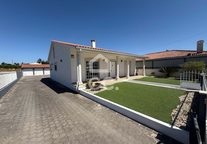Villa i Pataias, Leiria, Pataias - € 350.000 | Ref: 364/M/01215 - foto 1