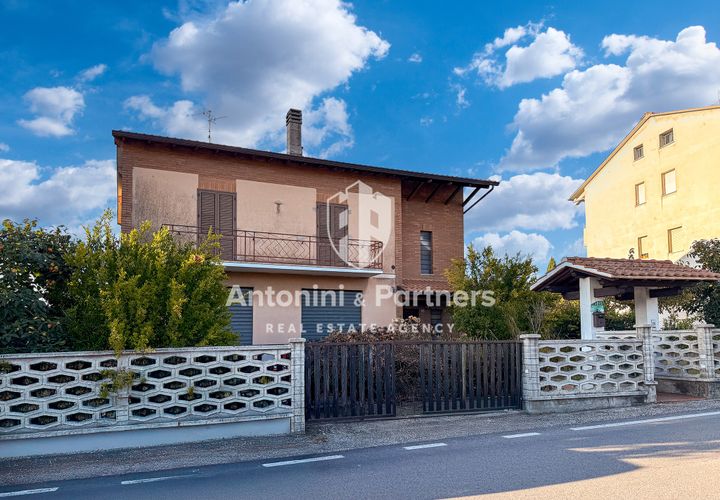 Villa i Todi, Perugia, Todi - € 159.000 | Ref: 28754 - foto 1