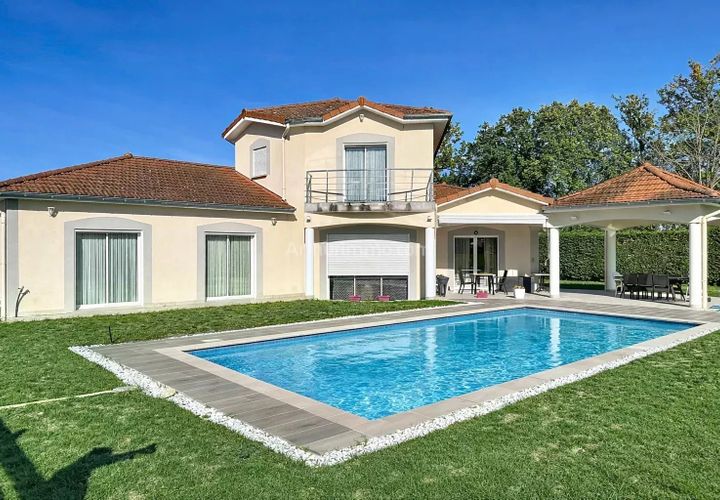 Villa i Riorges, Loire, Riorges - € 549.000 | Ref: 86405788 - foto 1