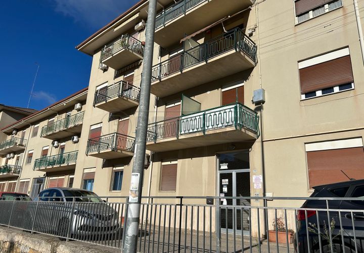 Apartament a Caltanissetta, Caltanissetta, Caltanissetta - € 180/mes | Ref: 1644 - foto 1