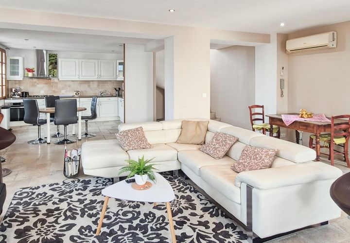 Villa en Les Angles, Gard, Les Angles - € 329.000 | Ref: 419913EVGAVG - photo 1