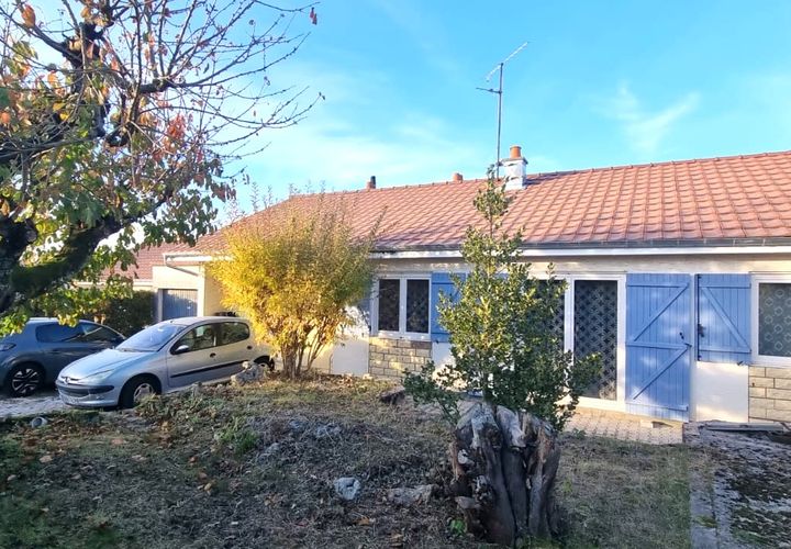 Villa i Audincourt, Doubs, Audincourt - € 129.000 | Ref: 423917KLS - foto 1