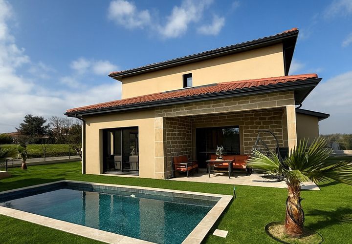 Villa a Saint-Cyr, Ardeche, Saint-Cyr - € 490.000 | Ref: 1066 - foto 1