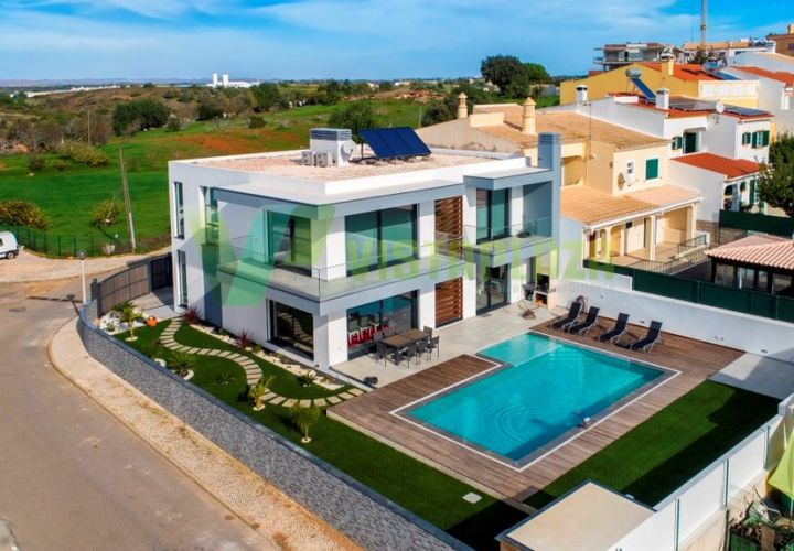 Villa in Estombar, Faro, Estombar - € 1.550.000 | Ref: VIV-7140 - foto 1