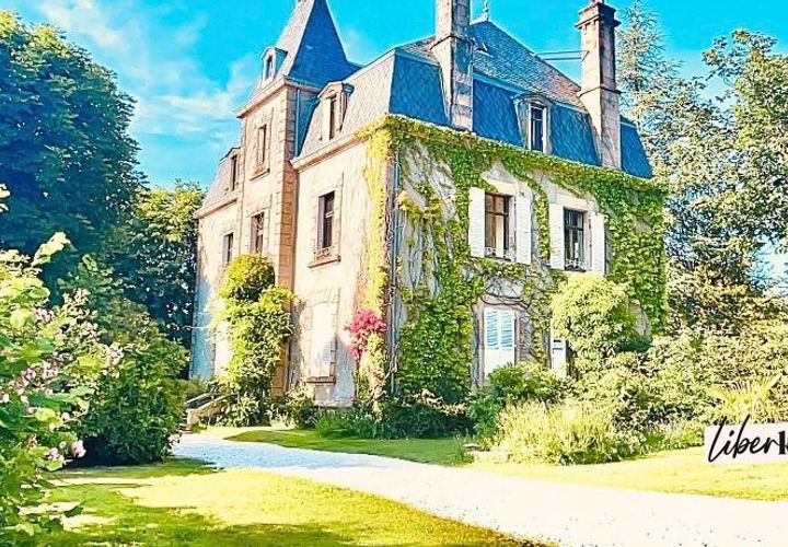 Villa a Neuvic, Correze, Neuvic - € 675.000 | Ref: DOM25084 - foto 1