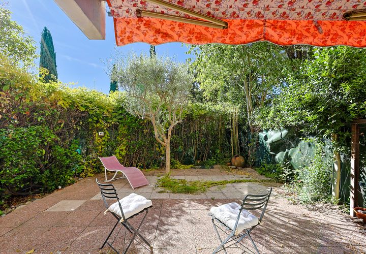 Lejlighed i Aix-en-Provence, Bouches-du-Rhone, Aix-en-Provence - € 260.000 | Ref: 764 - foto 1