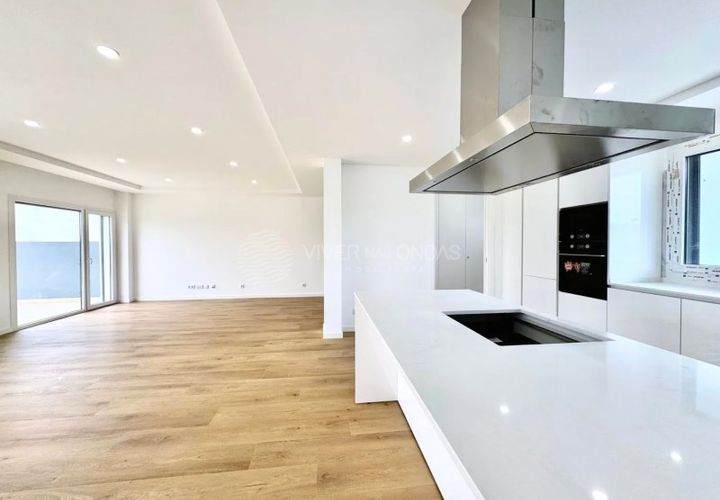 Villa i Costa da Caparica, Setubal, Costa da Caparica - € 690.000 | Ref: PF-812.1 - foto 1