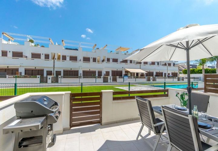 Byhus i Torrevieja, Alicante, Torrevieja - € 315.000 | Ref: 747082 - foto 1