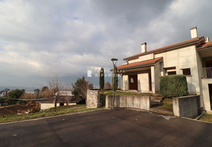 Rækkehus i Oggiono, Lecco, Oggiono - € 255.000 | Ref: Rif. 122D - foto 1