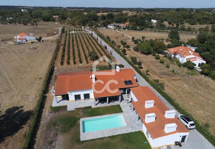 Farm hus i Evora, Evora, Evora - € 1.350.000 | Ref: 318/Q/03692 - foto 1