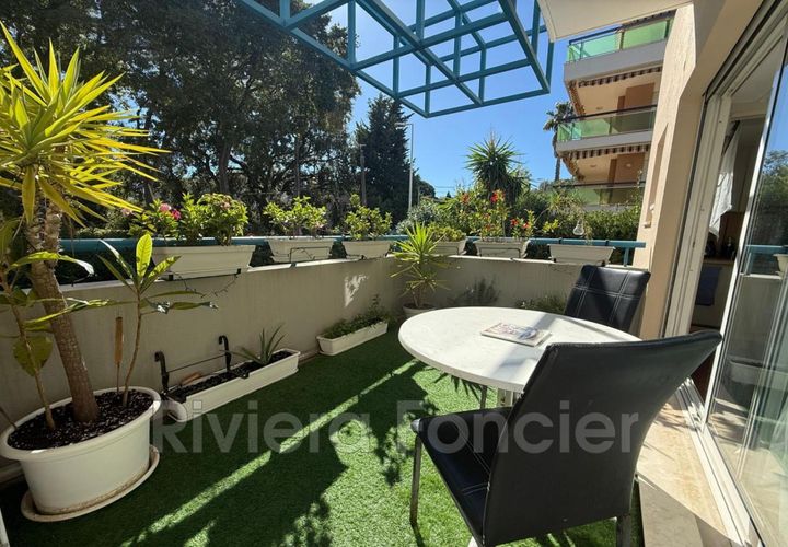 Lejlighed i Antibes, Alpes-Maritimes, Antibes - € 335.000 | Ref: getkey_u_496341572 - foto 1