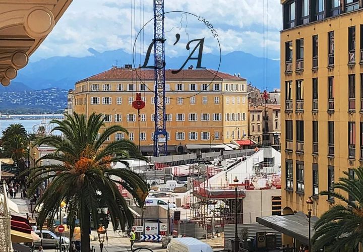 Lejlighed i Ajaccio, Corse-du-Sud, Ajaccio - € 610.000 | Ref: KIM000999GRA - foto 1