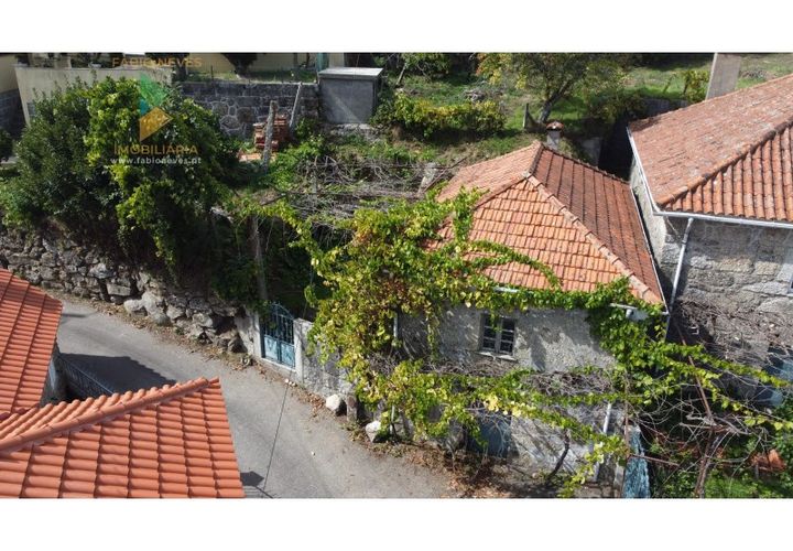 Villa i Arcos de Valdevez, Viana do Castelo, Arcos de Valdevez - € 60.000 | Ref: AVV-021-014 - foto 1