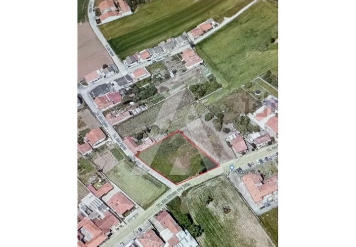 Helårsgrund i Ilhavo, Aveiro, Ilhavo - € 250.000 | Ref: 1040782/25 - foto 1