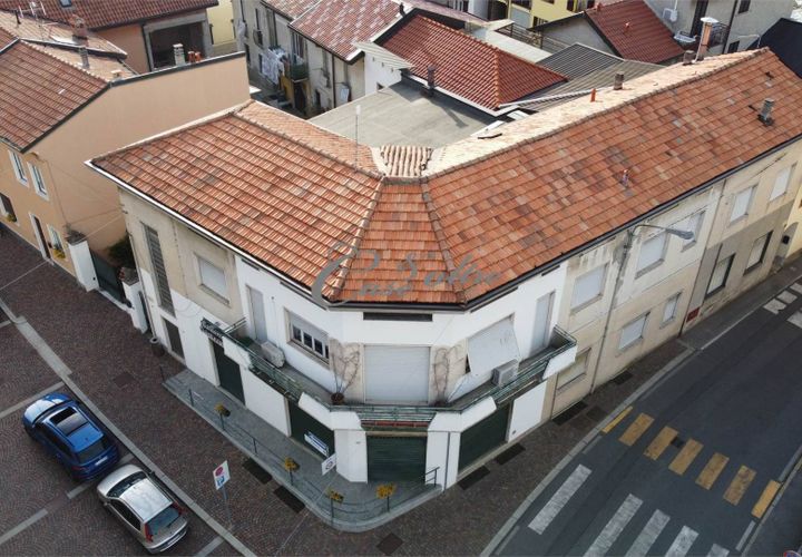 Villa i Novedrate, Como, Novedrate - € 590.000 | Ref: L747 - foto 1