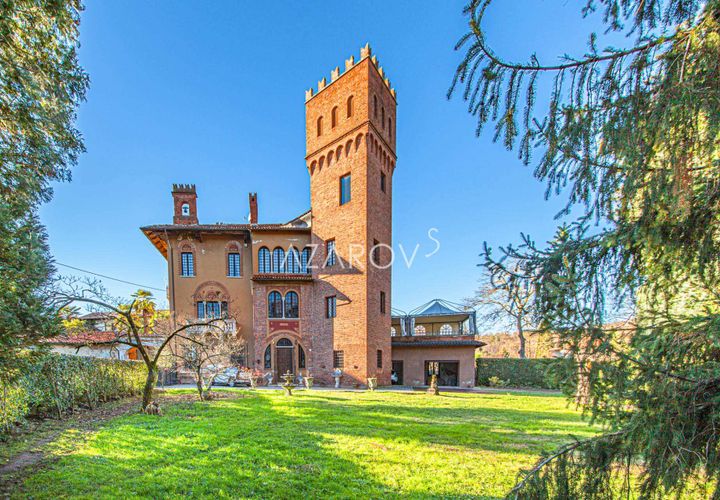 Villa a Borgomanero, Novara, Borgomanero - € 750.000 | Ref: 5919 - foto 1