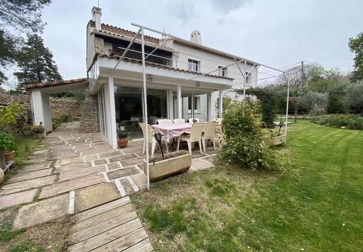 Villa i Nimes, Gard, Nimes - € 687.500 | Ref: ME37 - foto 1