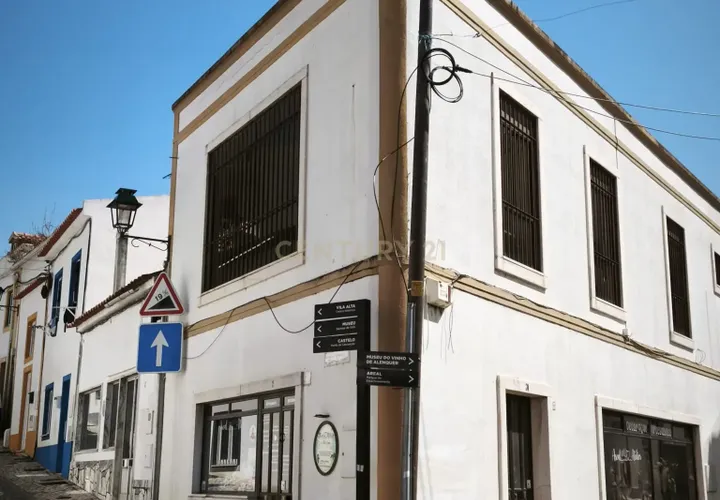 Erhvervsejendom i Alenquer, Lisbon, Alenquer - € 285.000 | Ref: C0246-03340 - foto 1