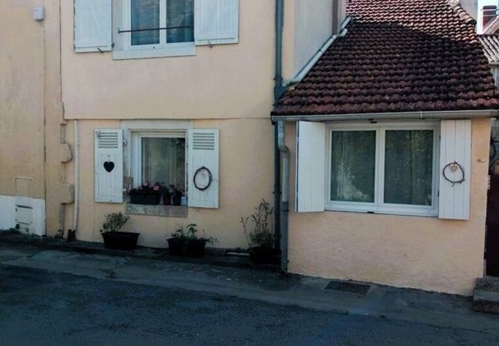 Landsbyhus i Saint-Germain, Vienne, Saint-Germain - € 69.500 | Ref: 340930625201 - foto 1