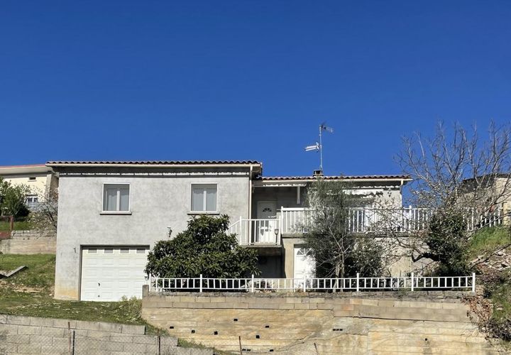 Villa a Millau, Aveyron, Millau - € 250.000 | Ref: 40419ADDFCC9462C - foto 1
