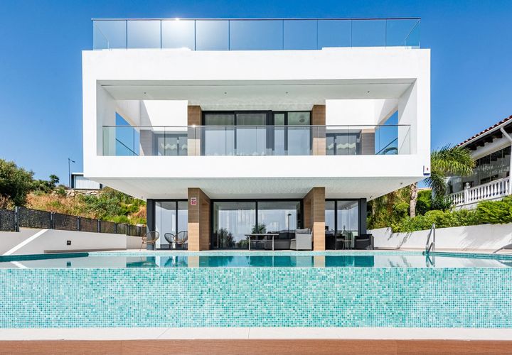 Villa i Estepona, Malaga, Estepona - € 1.400.000 | Ref: R5139001 - foto 1