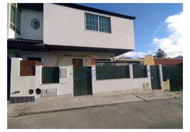 Villa i Carcavelos, Lisbon, Carcavelos - € 625.000 | Ref: MLXM6212 - foto 1