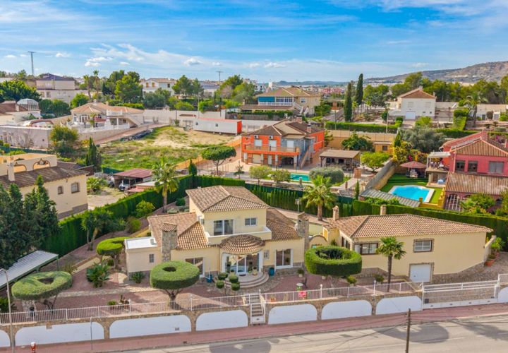 Villa - Algorfa, Alicante, Algorfa - € 770 000 | Réf : CSPR-12777 - photo 1