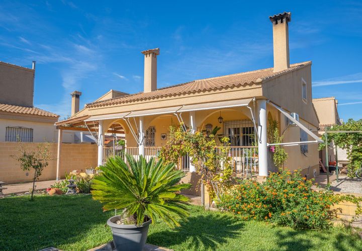 Villa i Mutxamel, Alicante, Mutxamel - € 475.000 | Ref: bc7f3730-945a-4439-a - foto 1