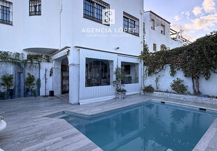 Rækkehus i Estepona, Malaga, Estepona - € 759.000 | Ref: 2082 - foto 1