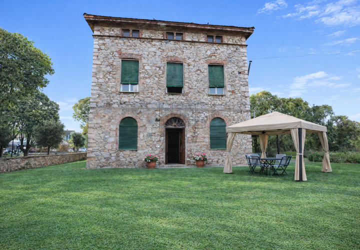 Villa i Lucca, Lucca, Lucca - € 220.000 | Ref: IA04140 - foto 1