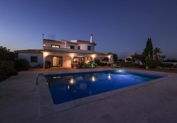 Villa i Silves, Faro, Silves - € 1.250.000 | Ref: KWPT-023669 - foto 1