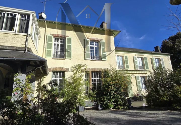 Landejendom i Pau, Pyrenees-Atlantiques, Pau - € 867.000 | Ref: 86418299 - foto 1