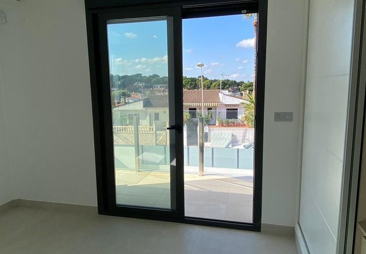 Villa a Torrevieja, Alicante, Torrevieja - € 650.000 | Ref: MCO-15707 - foto 1