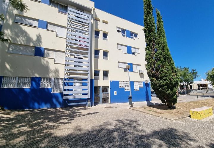 Lejlighed i Cascais, Lisbon, Cascais - € 295.000 | Ref: ZTRE-03955/12758 - foto 1