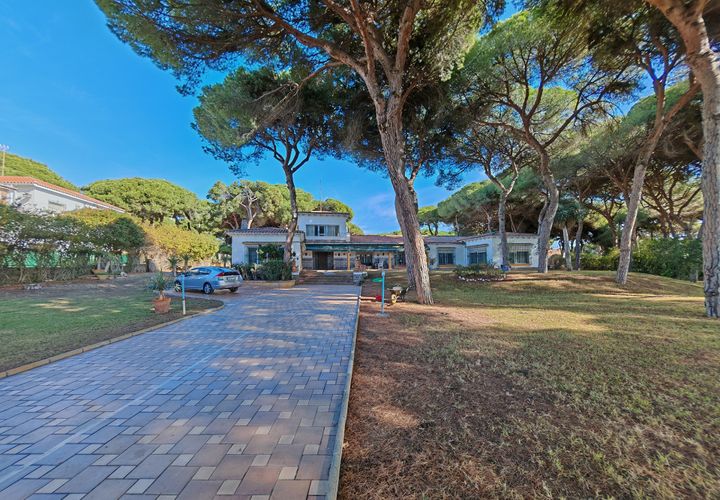 Villa a Marbella, Malaga, Marbella - € 1.900.000 | Ref: BEMV1488 - foto 1