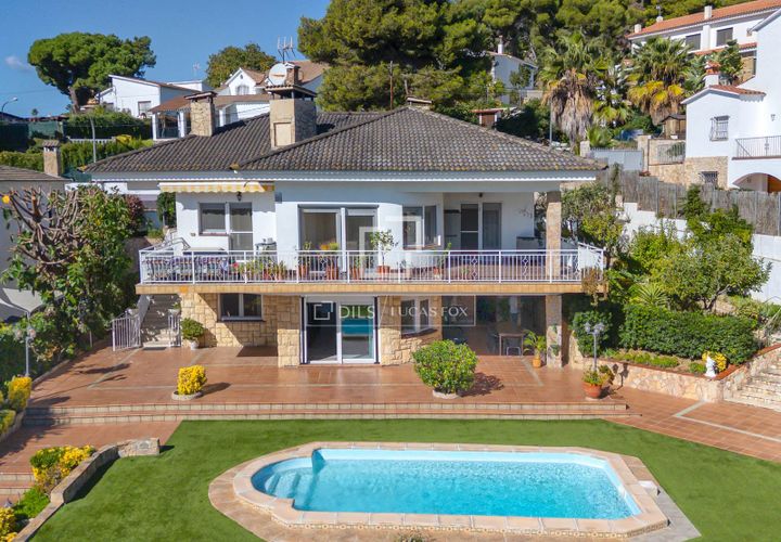 Villa i Lloret De Mar, Gerona, Lloret De Mar - € 795 000 | Ref: CBR64169 - foto 1