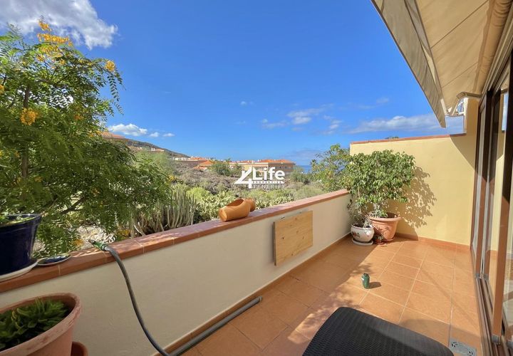Villa i Adeje, Tenerife, Adeje - € 410.000 | Ref: MT-0611251 - foto 1