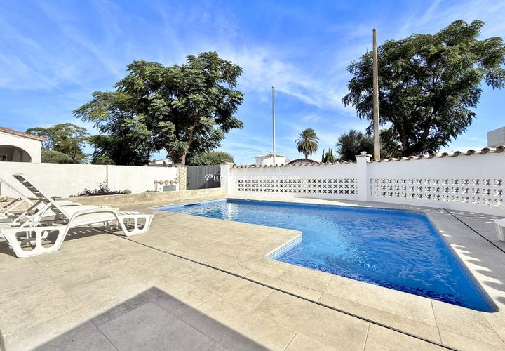 Villa i Empuriabrava, Gerona, Empuriabrava - € 595.000 | Ref: 6333/J14-H-N1IMMOFRESP - foto 1