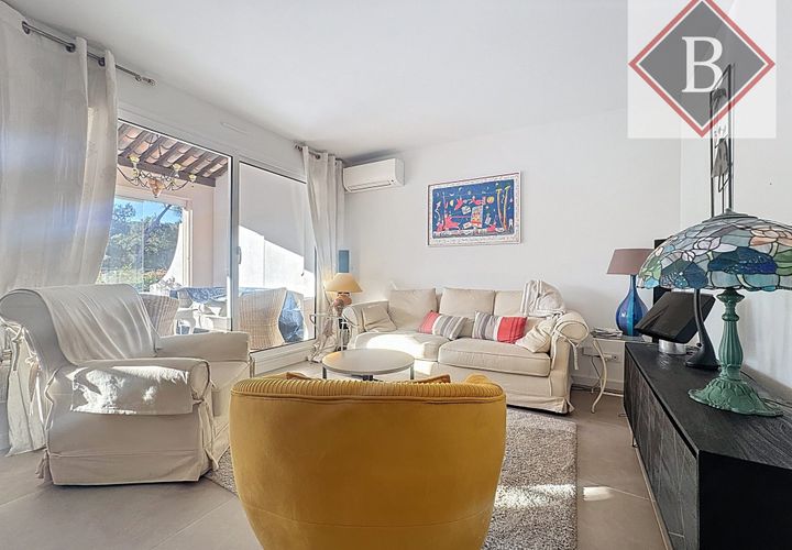 Rækkehus i Mougins, Alpes-Maritimes, Mougins - € 649.000 | Ref: VM1952-BOURGEOISIMMO06 - foto 1